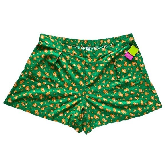 NWT Tabitha Brown Green Leopard Shorts Plus Size 4X - Picture 1 of 6